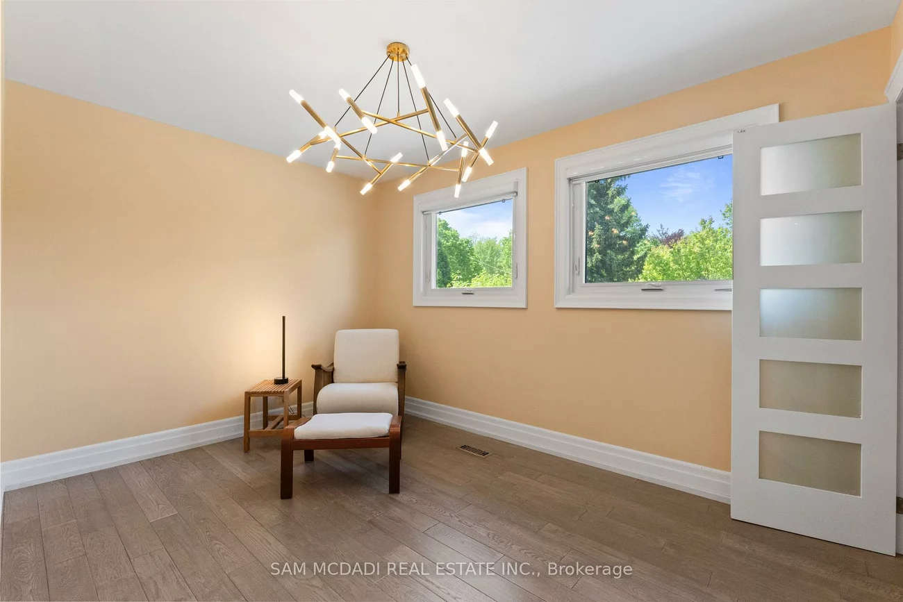5, Canterbury, Edenbridge-Humber Valley, Toronto