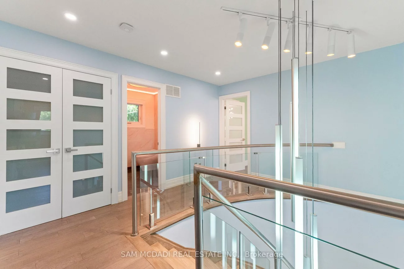 5, Canterbury, Edenbridge-Humber Valley, Toronto