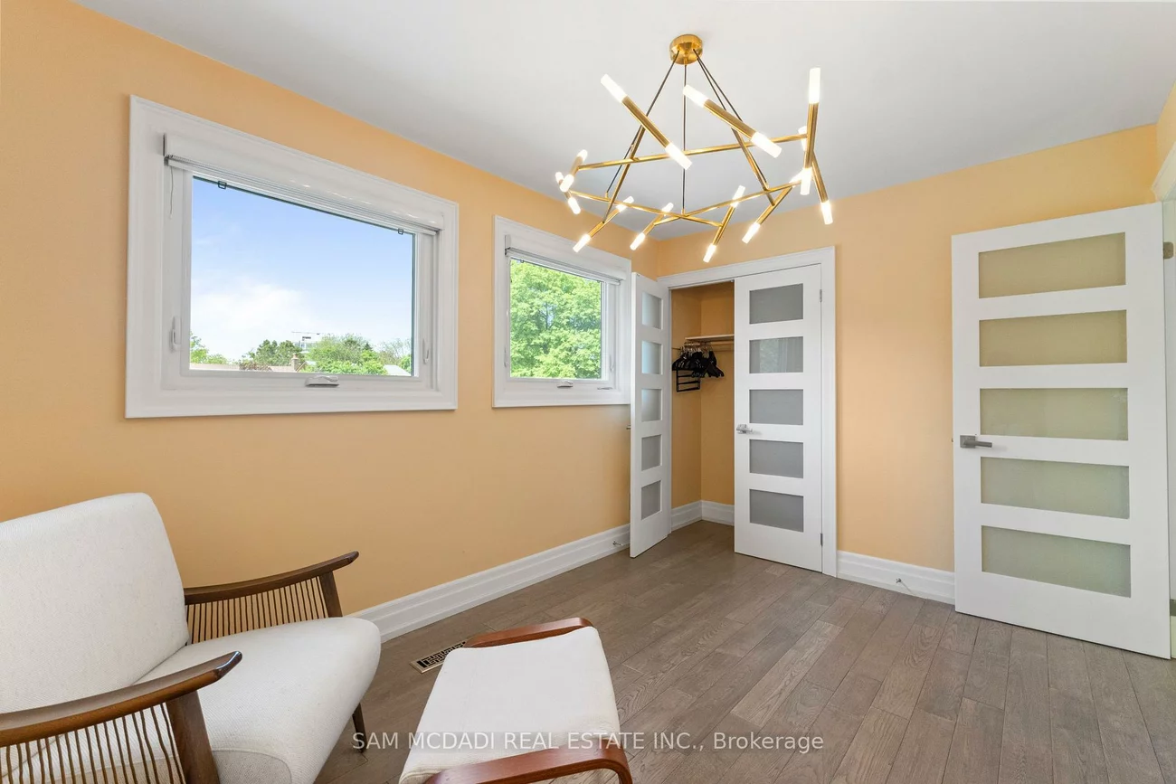 5, Canterbury, Edenbridge-Humber Valley, Toronto