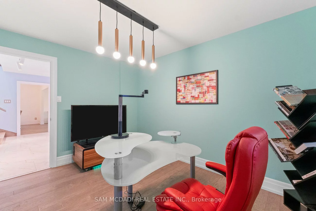 5, Canterbury, Edenbridge-Humber Valley, Toronto