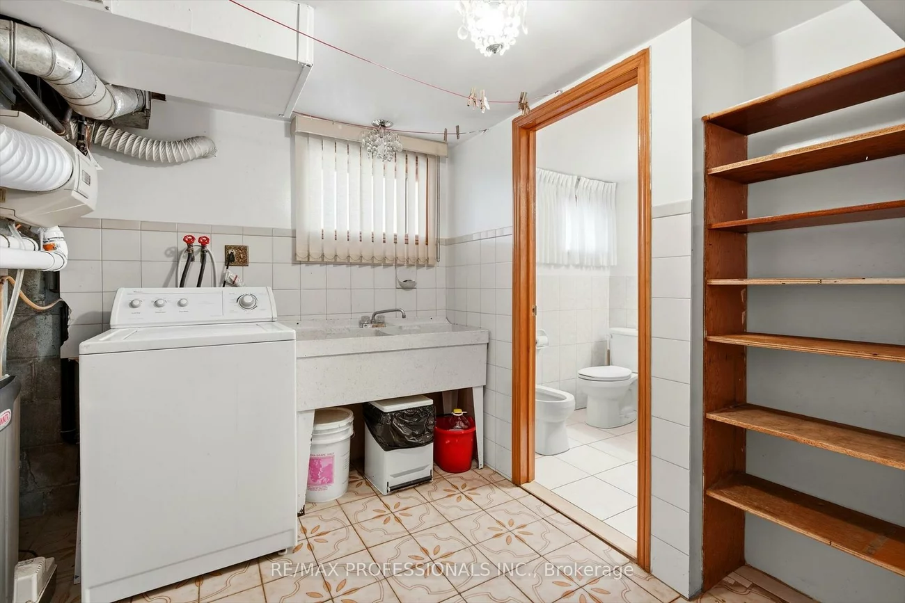 54, Culnan, Islington-City Centre West, Toronto