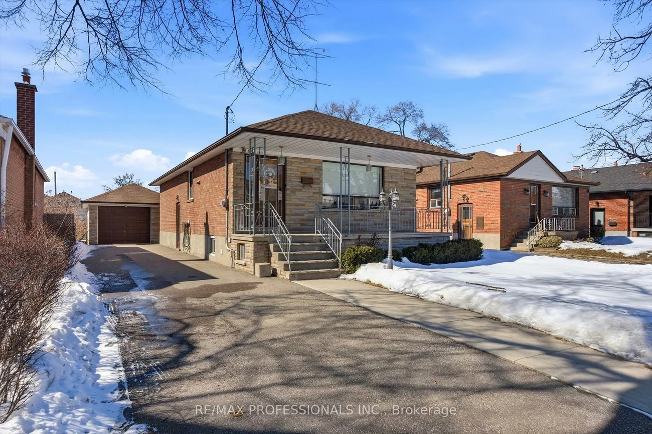 54, Culnan, Islington-City Centre West, Toronto