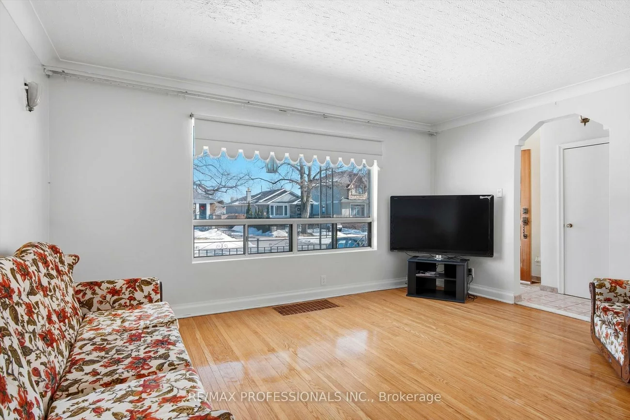 54, Culnan, Islington-City Centre West, Toronto