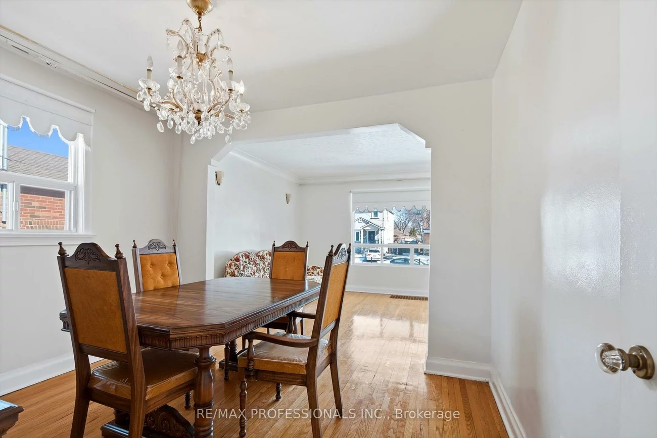 54, Culnan, Islington-City Centre West, Toronto