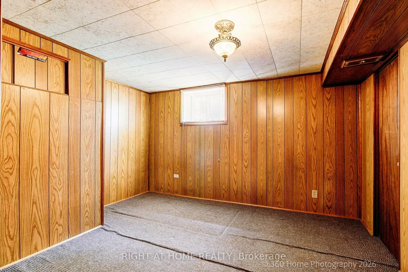 9, STEVENHARRIS, Markland Wood, Toronto