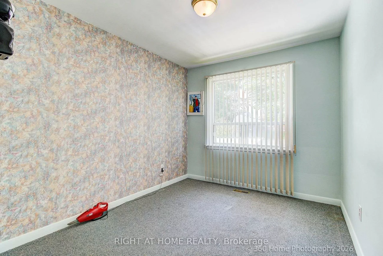9, STEVENHARRIS, Markland Wood, Toronto