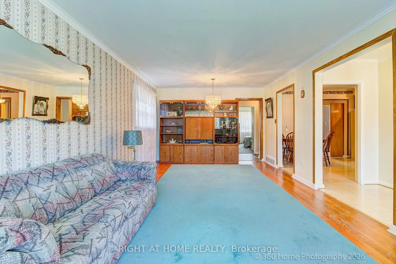 9, STEVENHARRIS, Markland Wood, Toronto