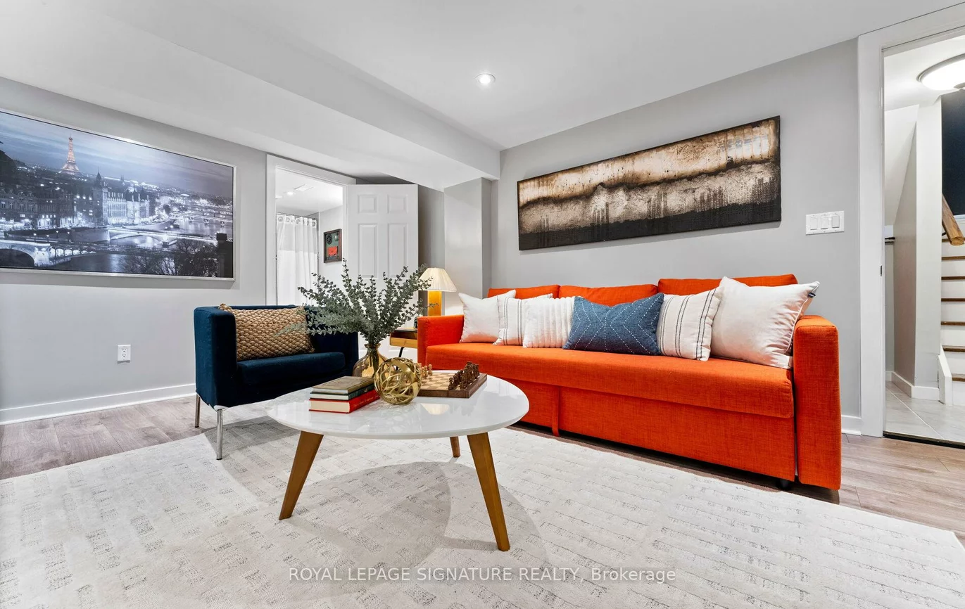 88, Beaver Bend, Eringate-Centennial-West Deane, Toronto