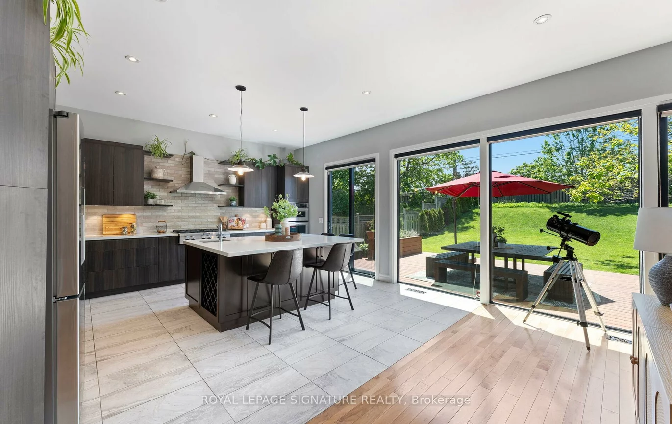 88, Beaver Bend, Eringate-Centennial-West Deane, Toronto