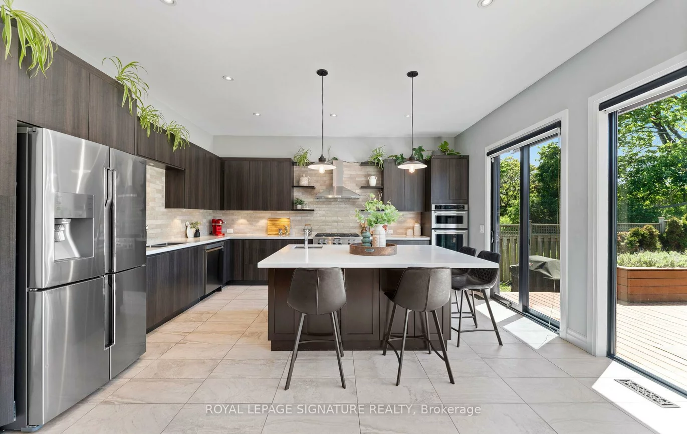 88, Beaver Bend, Eringate-Centennial-West Deane, Toronto
