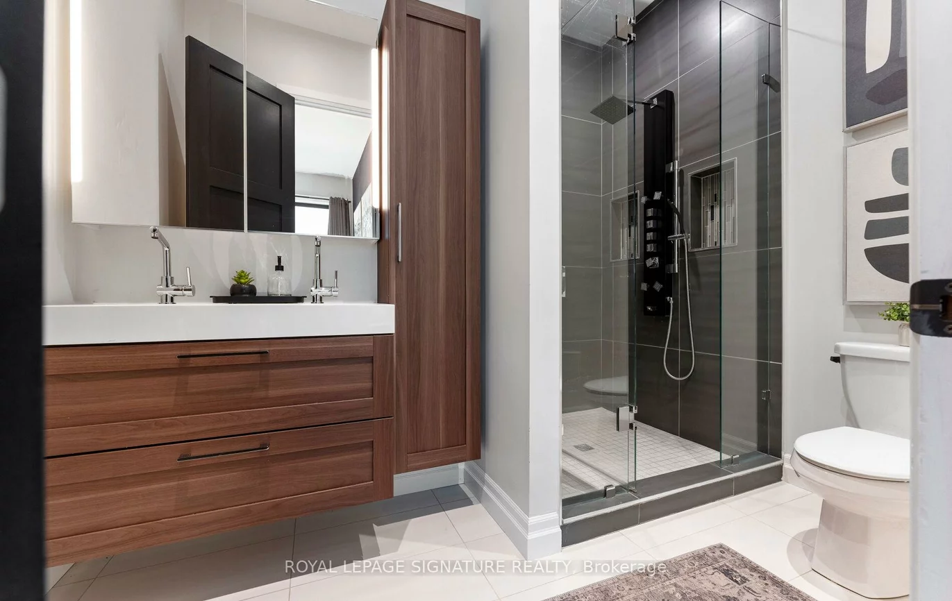 88, Beaver Bend, Eringate-Centennial-West Deane, Toronto