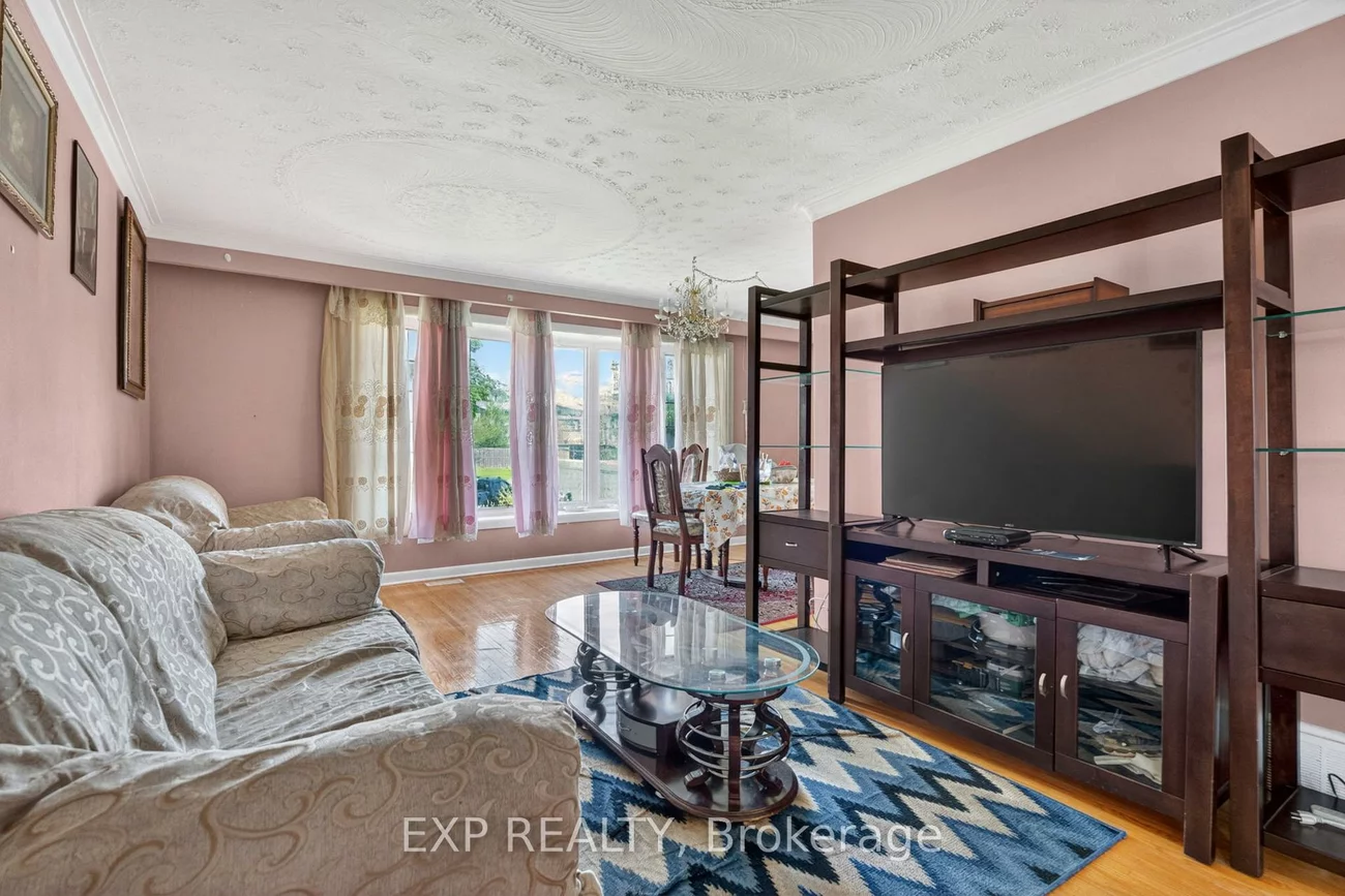 64, Bridesburg, Kingsview Village-The Westway, Toronto