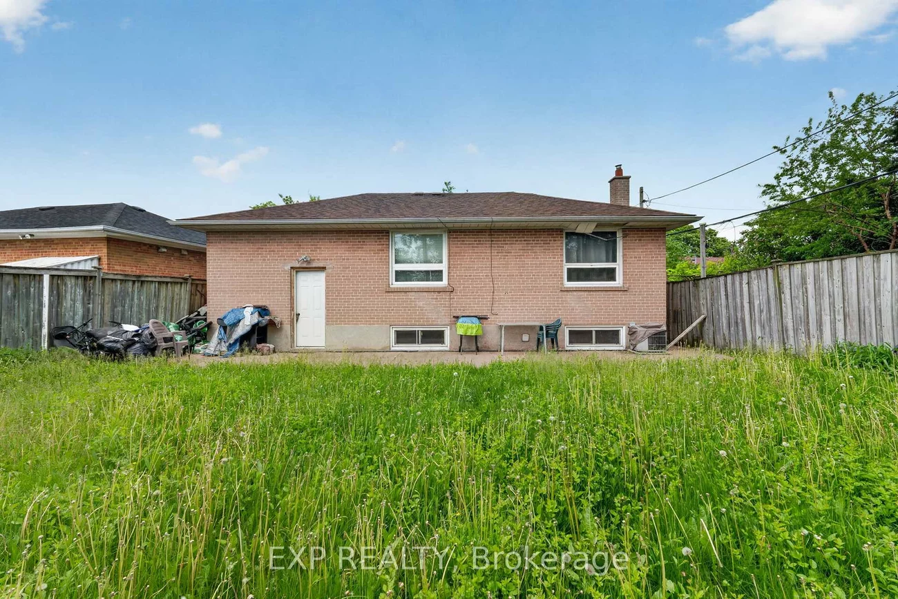 64, Bridesburg, Kingsview Village-The Westway, Toronto