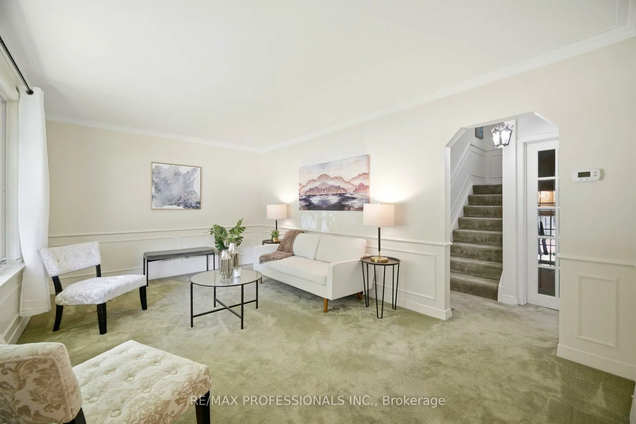 29, Westleigh, Alderwood, Toronto