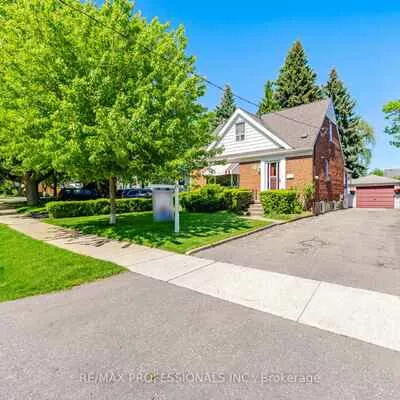 29, Westleigh, Alderwood, Toronto