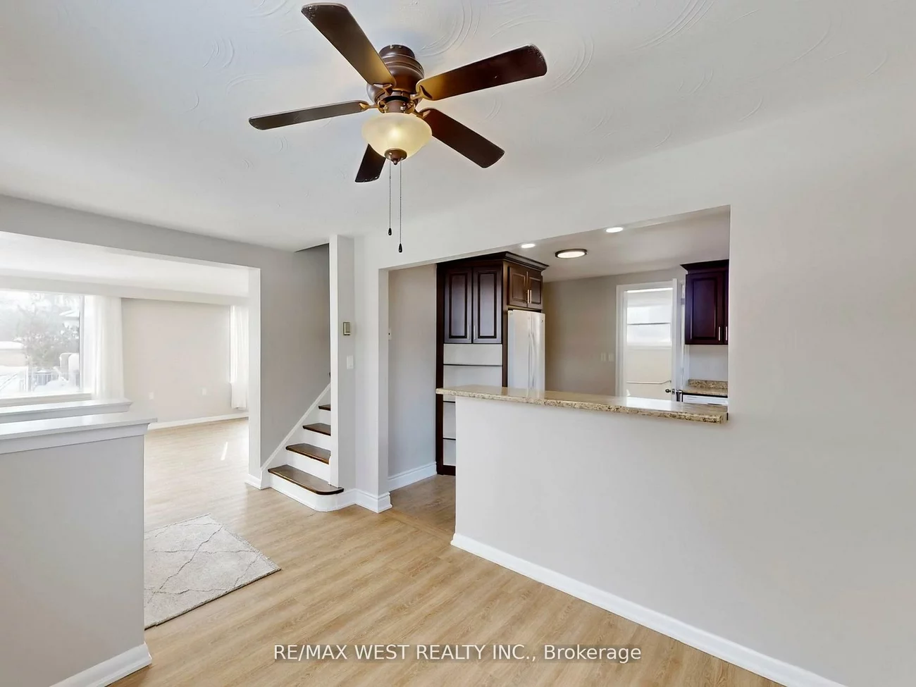 16, Upwood, Rustic, Toronto