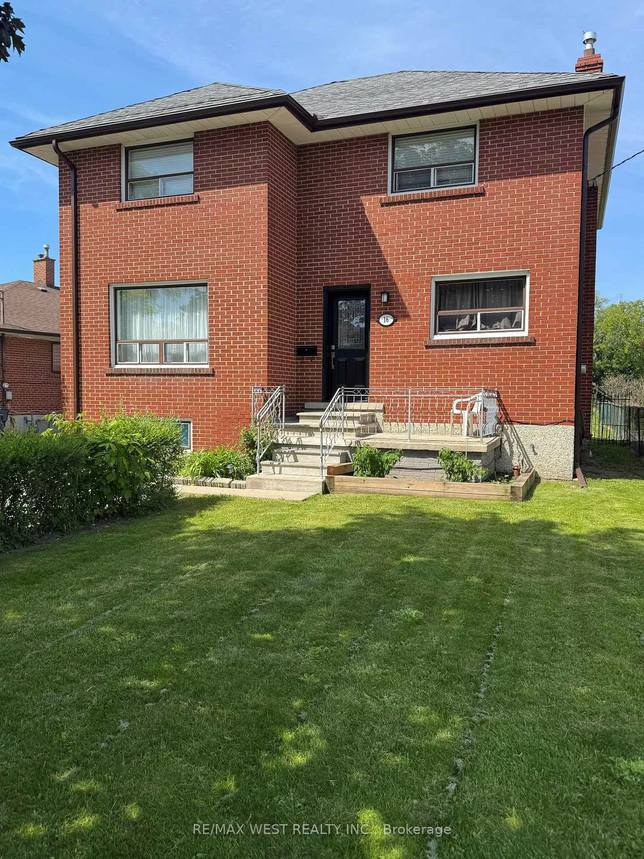16, Upwood, Rustic, Toronto