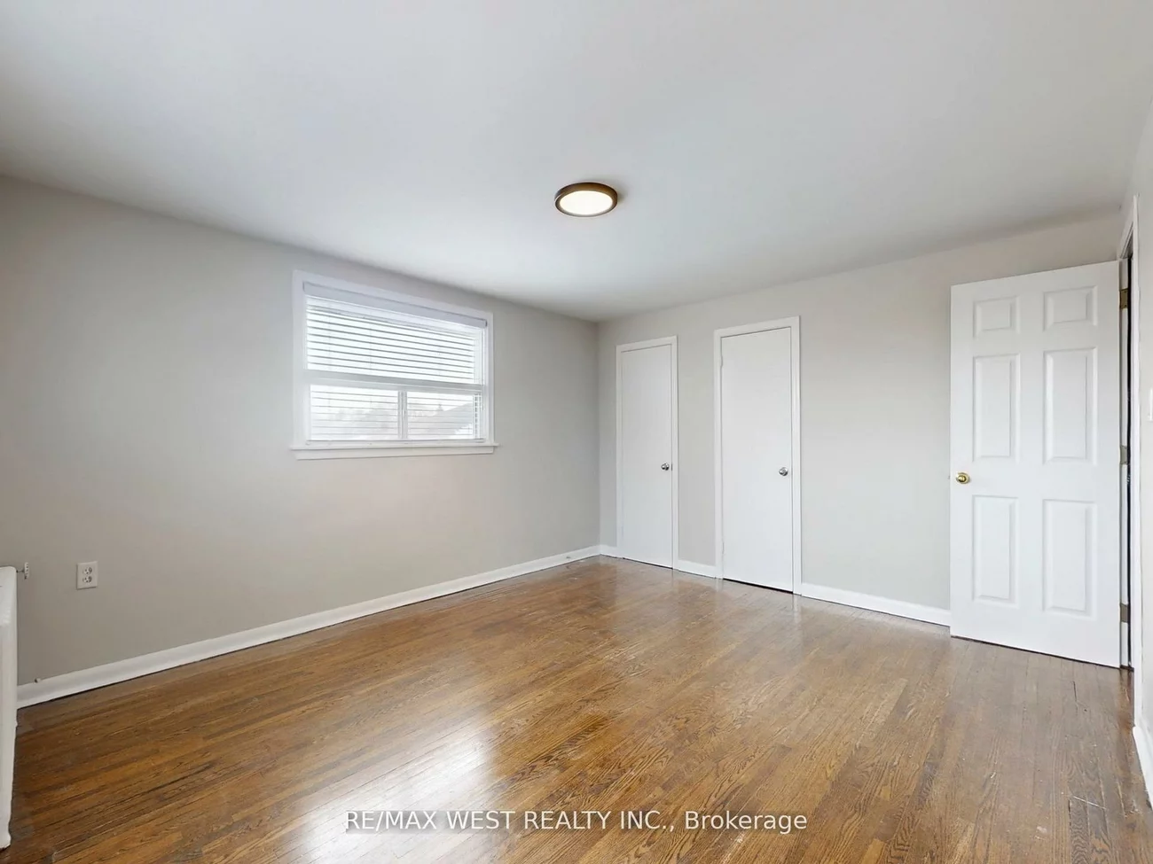 16, Upwood, Rustic, Toronto