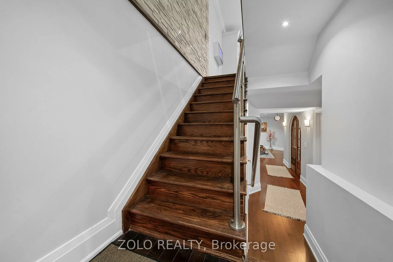 168A, Lake, Long Branch, Toronto