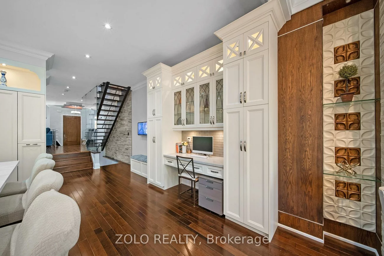 168A, Lake, Long Branch, Toronto