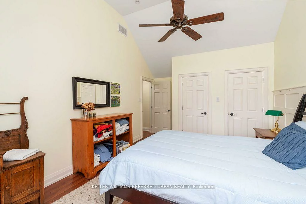 317, Rathburn, Islington-City Centre West, Toronto