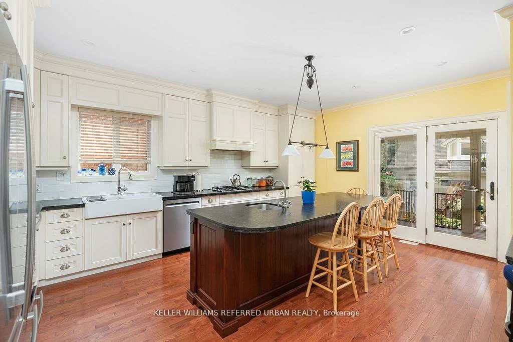 317, Rathburn, Islington-City Centre West, Toronto