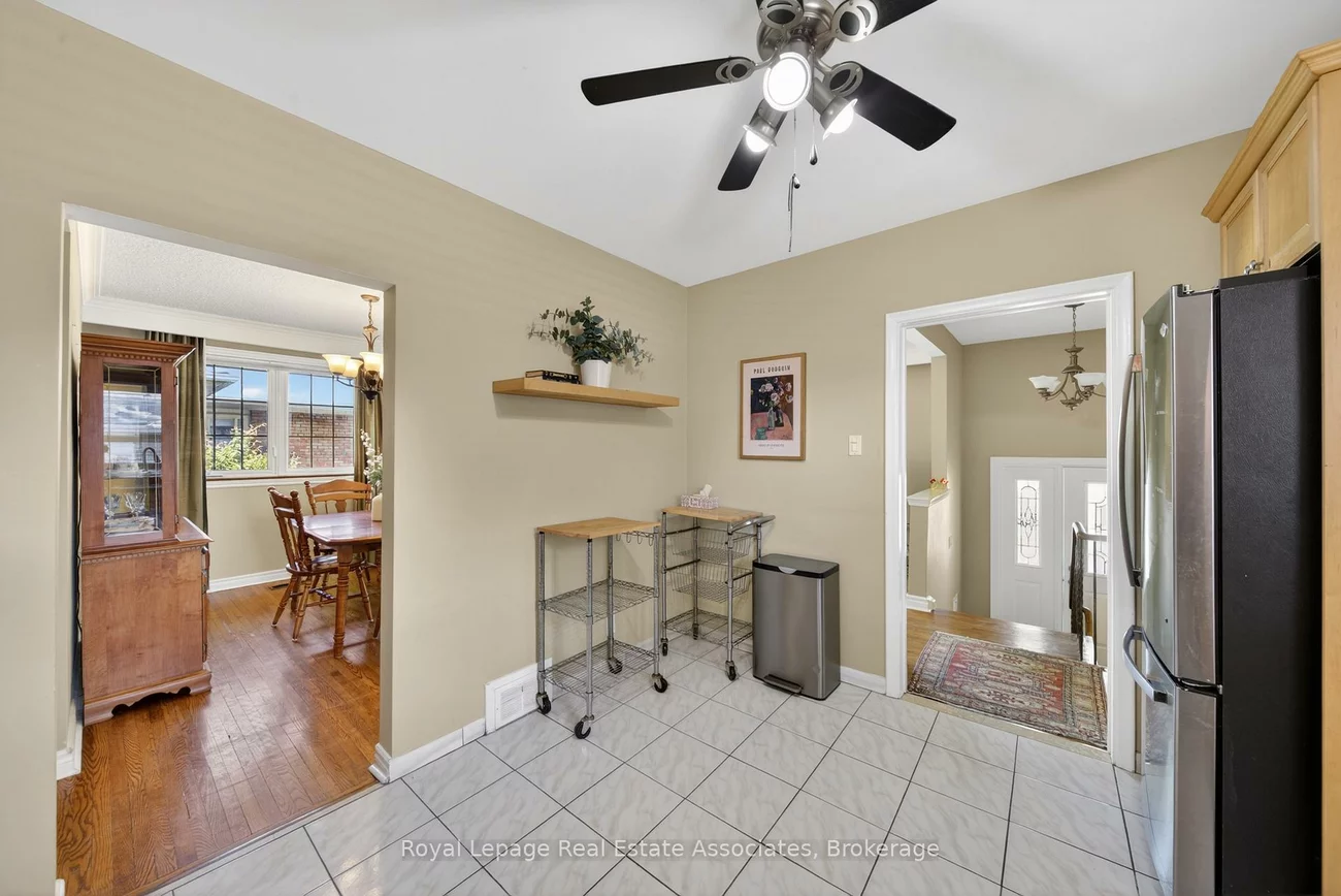 141, The Westway, Willowridge-Martingrove-Richview, Toronto