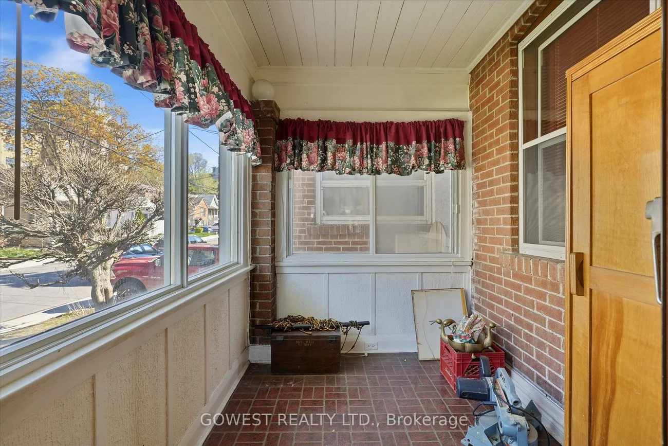 60, Warren, Lambton Baby Point, Toronto