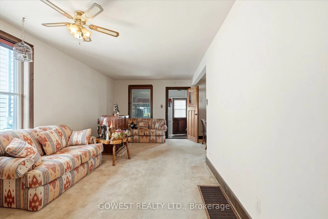 60, Warren, Lambton Baby Point, Toronto