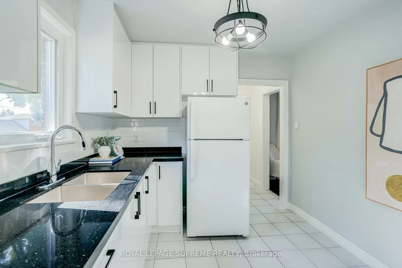 45, Beechborough, Beechborough-Greenbrook, Toronto