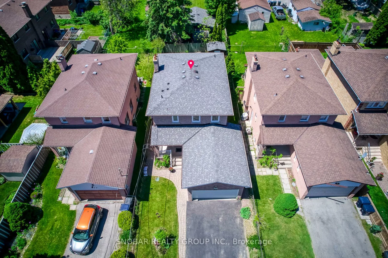 296, Rimilton, Alderwood, Toronto