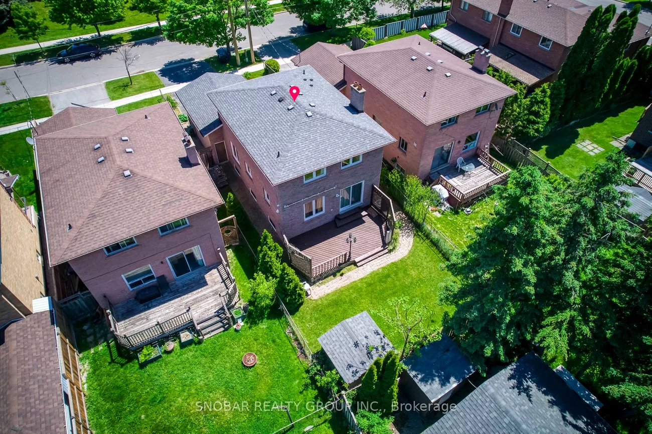 296, Rimilton, Alderwood, Toronto