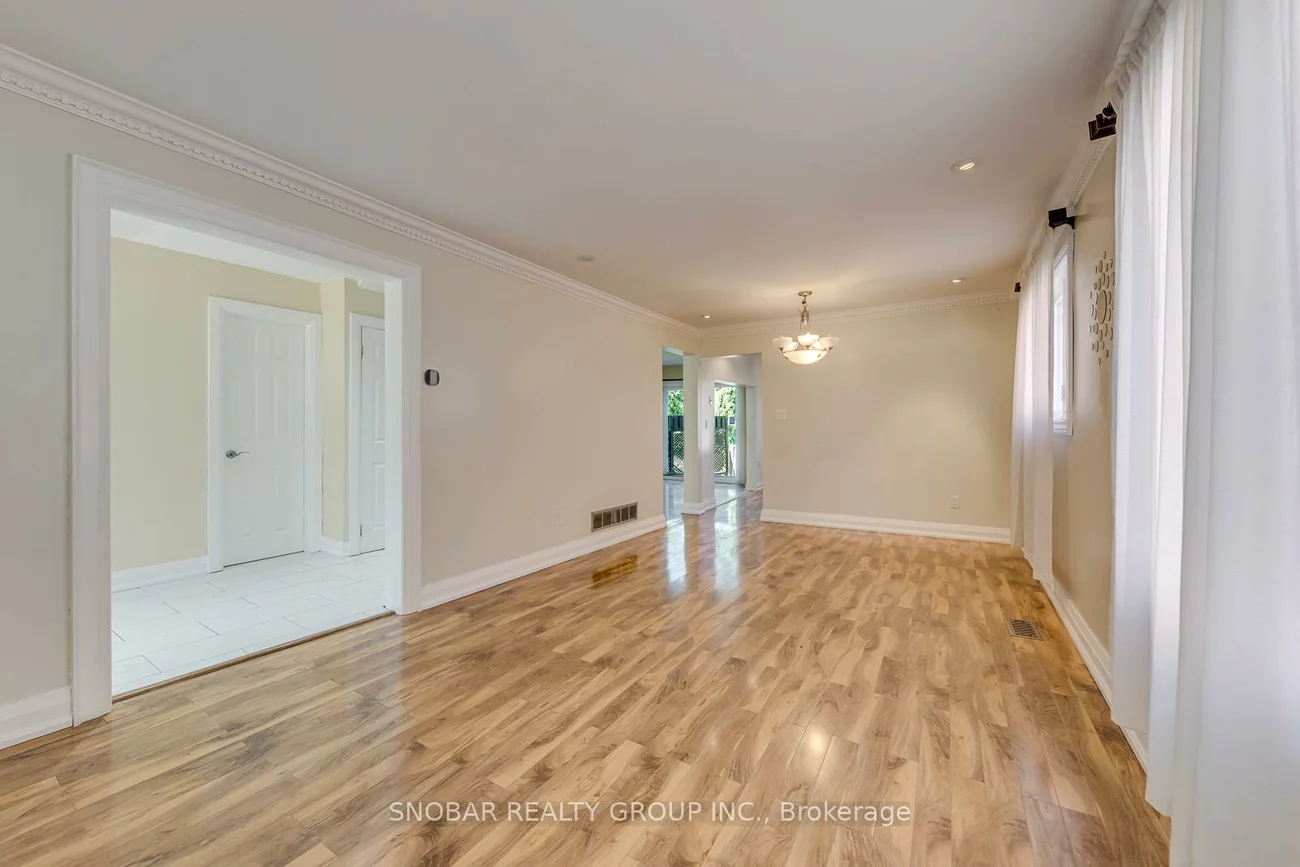 296, Rimilton, Alderwood, Toronto