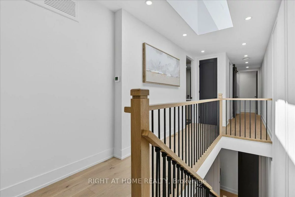 15B, ROSEMEADE, Stonegate-Queensway, Toronto