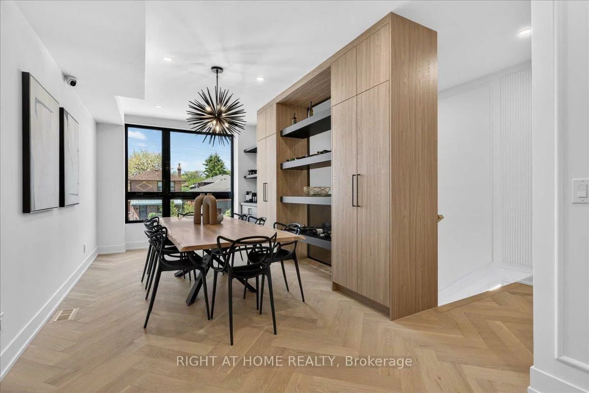 15B, ROSEMEADE, Stonegate-Queensway, Toronto