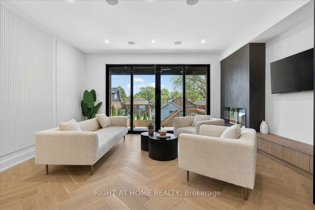 15B, ROSEMEADE, Stonegate-Queensway, Toronto