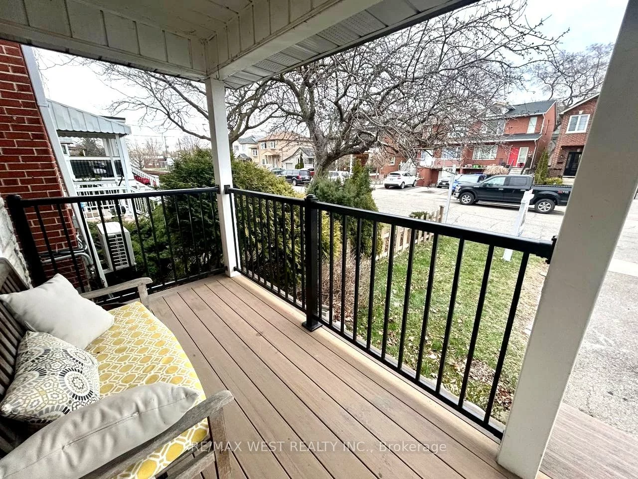 36, Fourteenth, New Toronto, Toronto