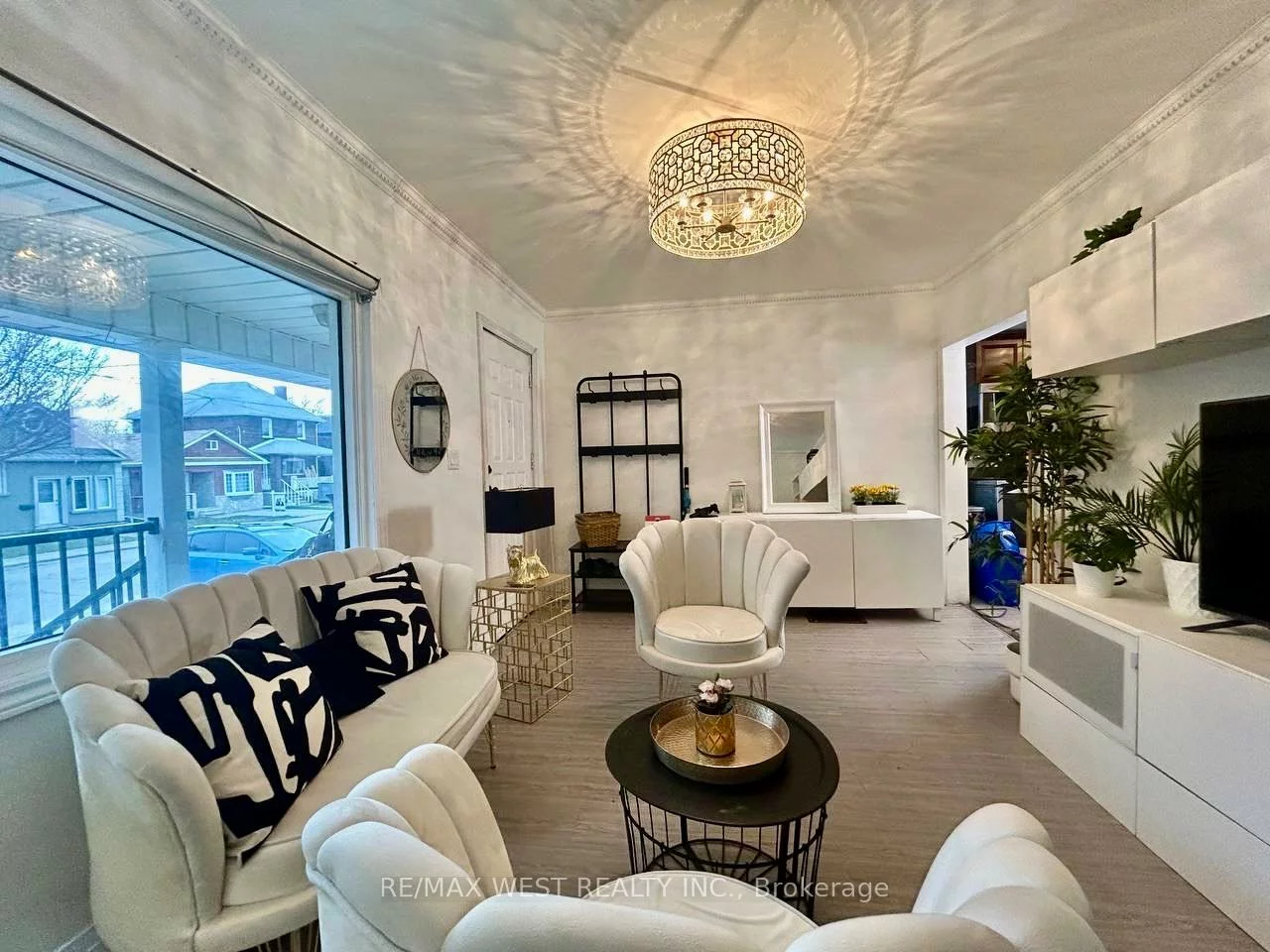 36, Fourteenth, New Toronto, Toronto
