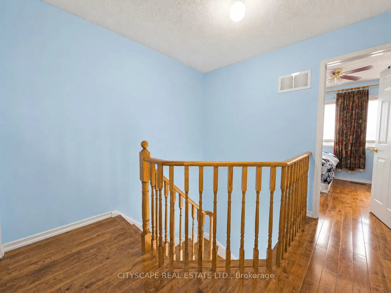 29, Centrepark, Brookhaven-Amesbury, Toronto