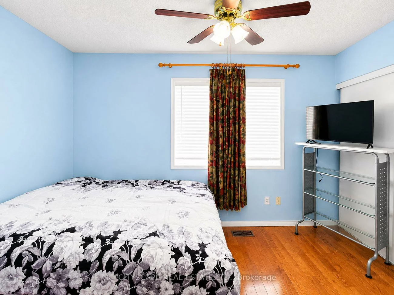 29, Centrepark, Brookhaven-Amesbury, Toronto