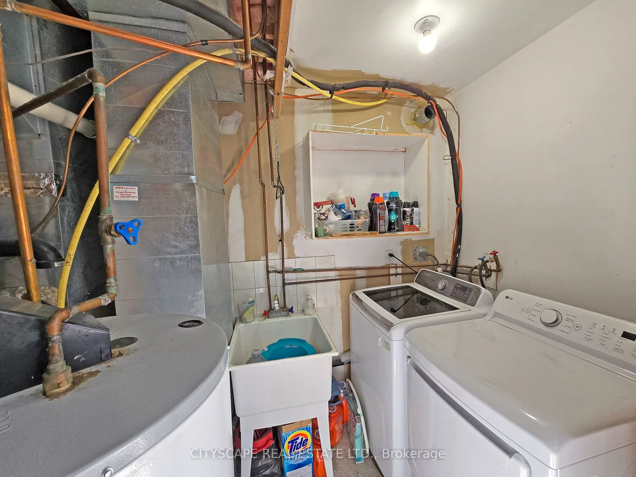 29, Centrepark, Brookhaven-Amesbury, Toronto