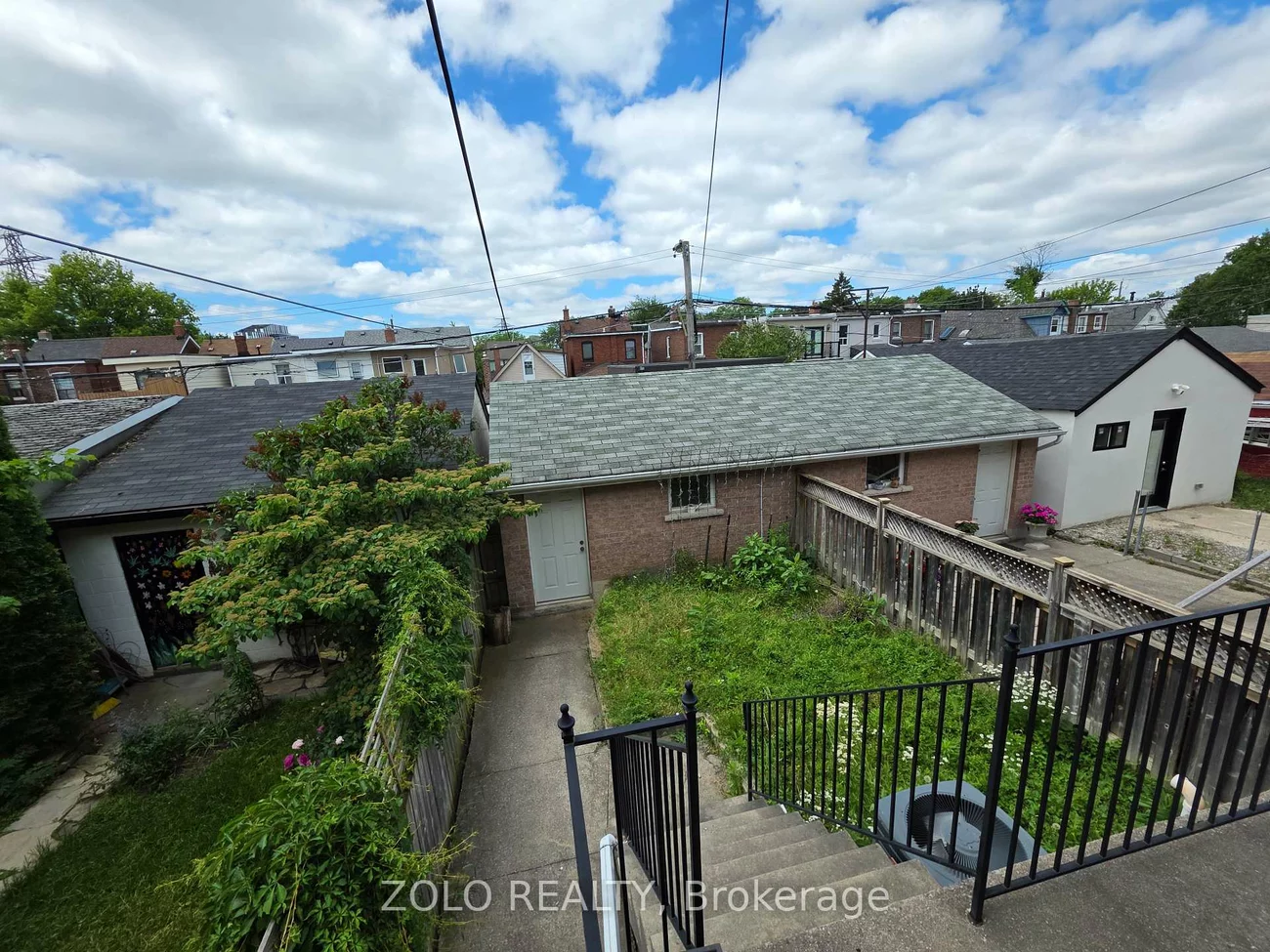 64, Prescott, Weston-Pellam Park, Toronto