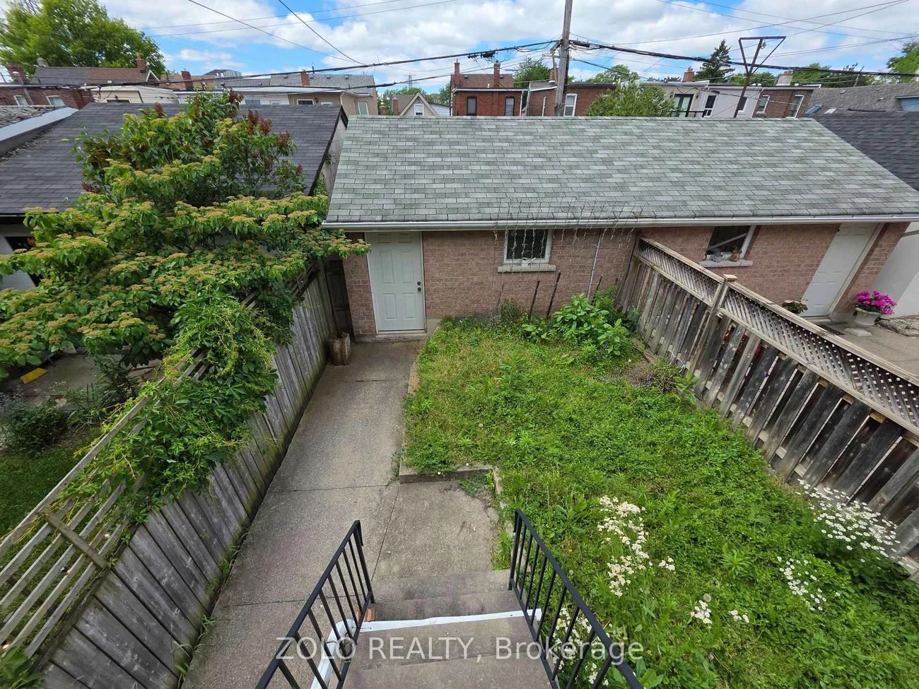 64, Prescott, Weston-Pellam Park, Toronto