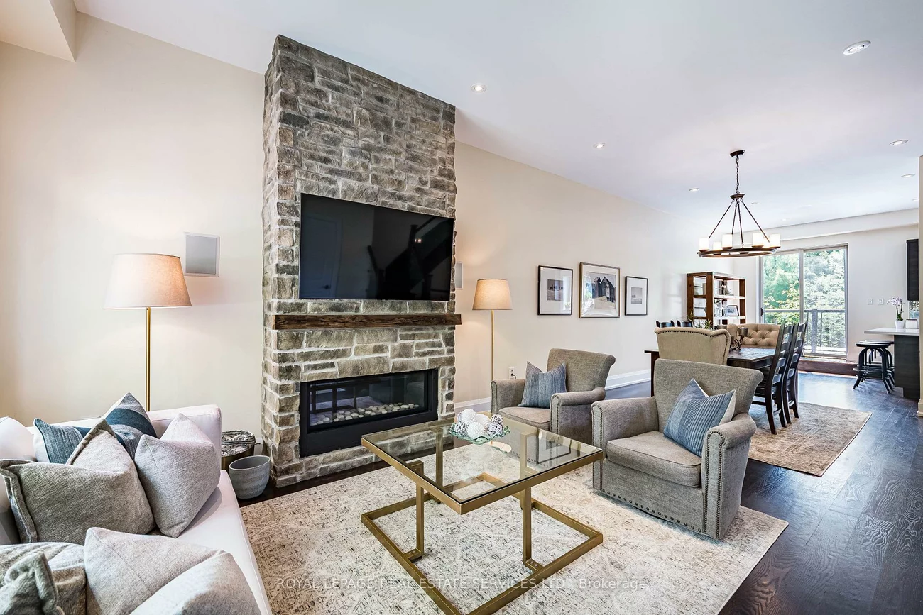 31, James, Long Branch, Toronto