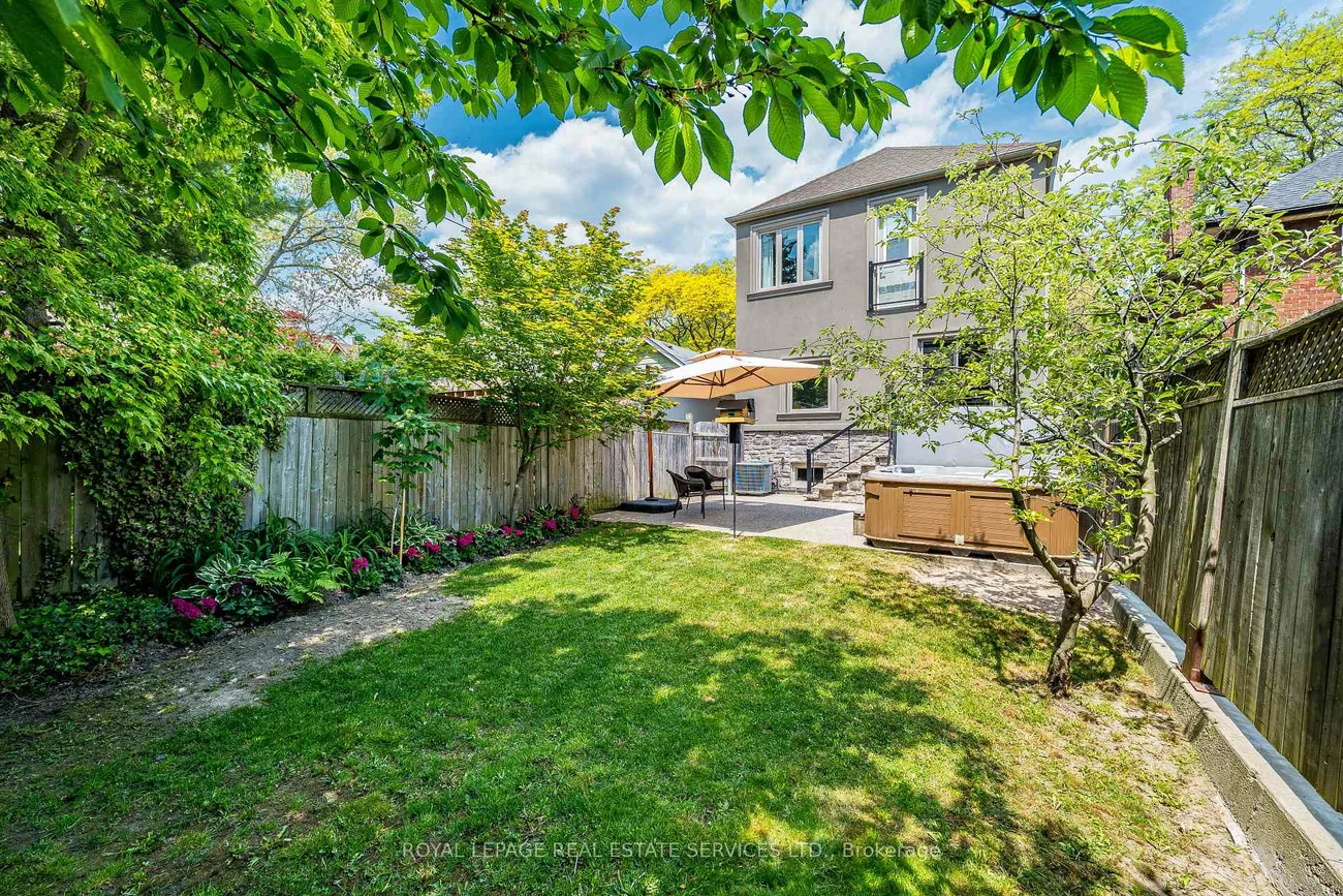 31, James, Long Branch, Toronto