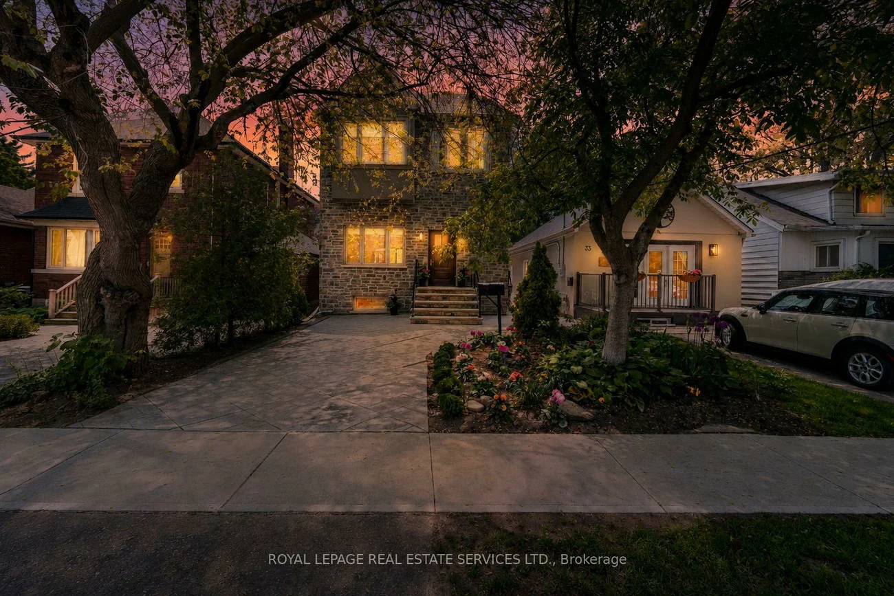 31, James, Long Branch, Toronto