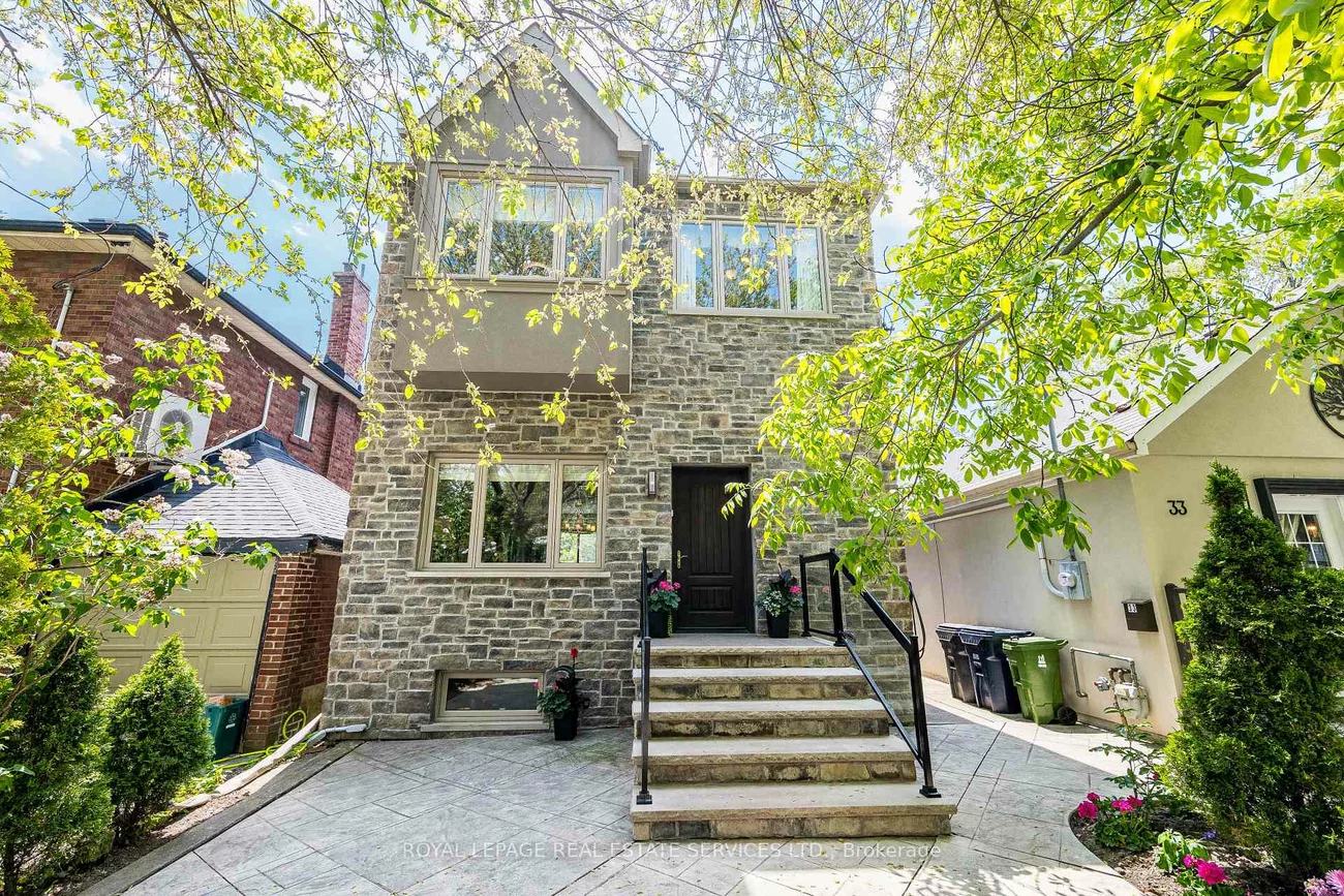 31, James, Long Branch, Toronto