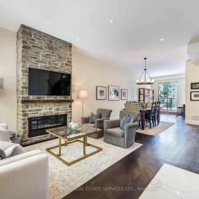 31, James, Long Branch, Toronto