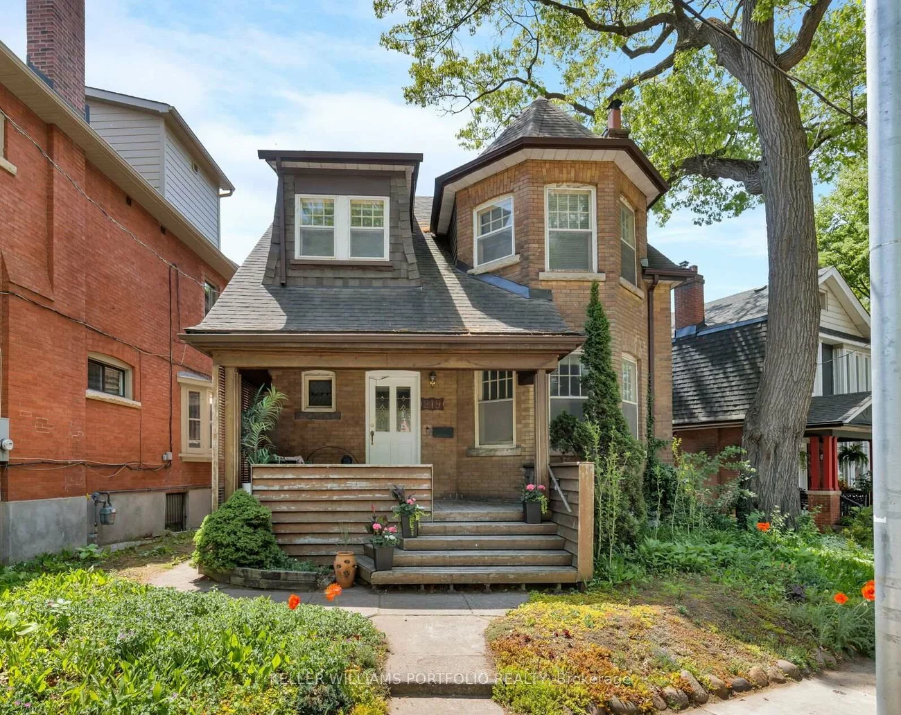 219, Howard Park, High Park-Swansea, Toronto