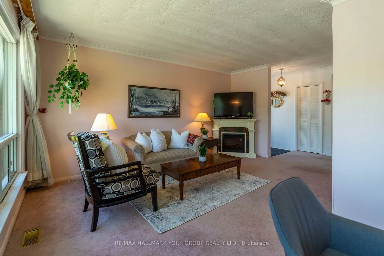 51, Eringate, Eringate-Centennial-West Deane, Toronto